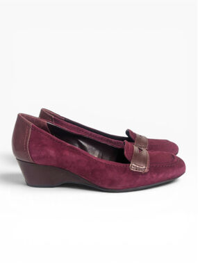 Easy Spirit Dark Red Suede Wedge Loafers Size 6.5